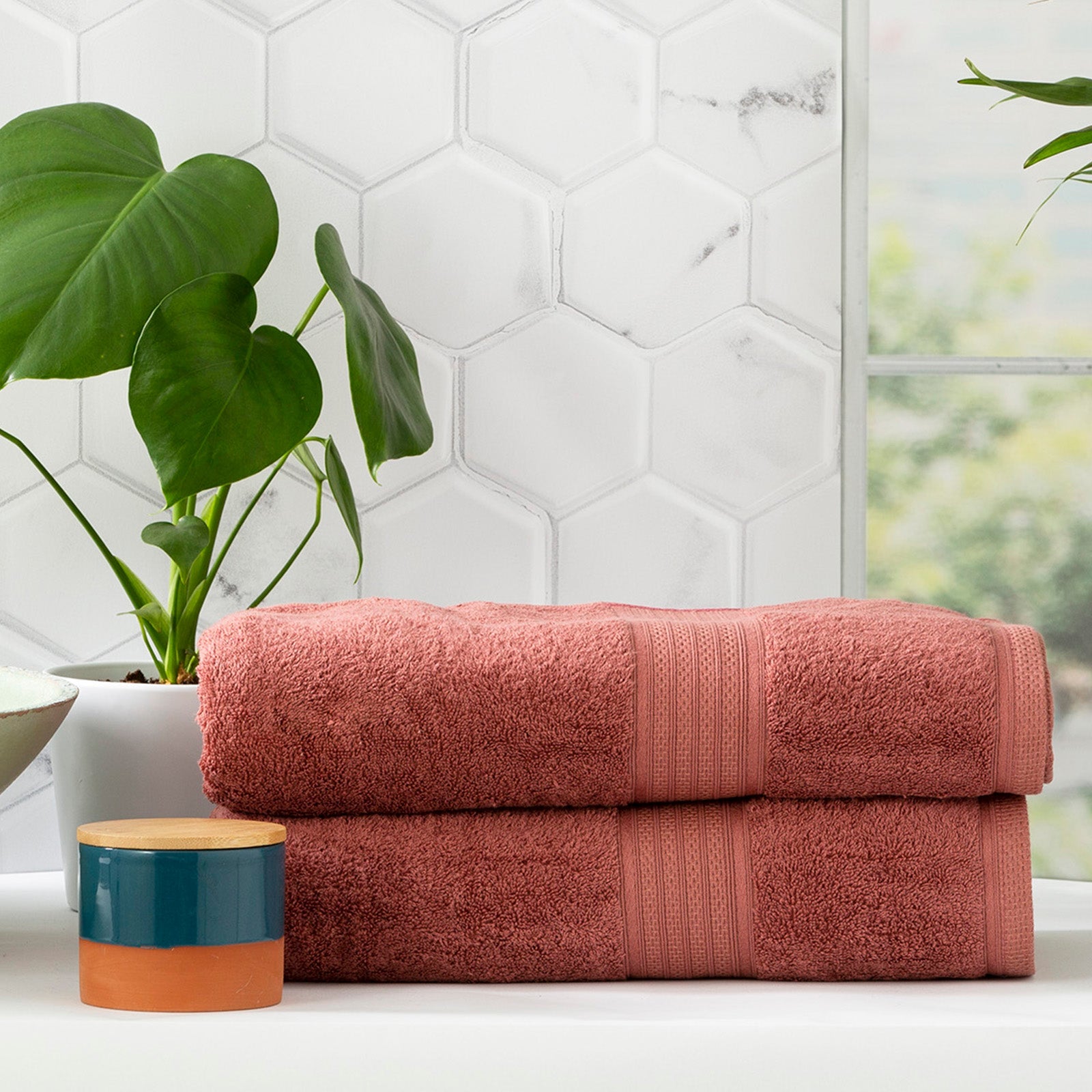 Entry Red Bath Sheet