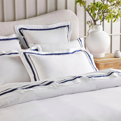 Cloud Egyptian Cotton 1000 Thread count Quilt Cover White & Navy