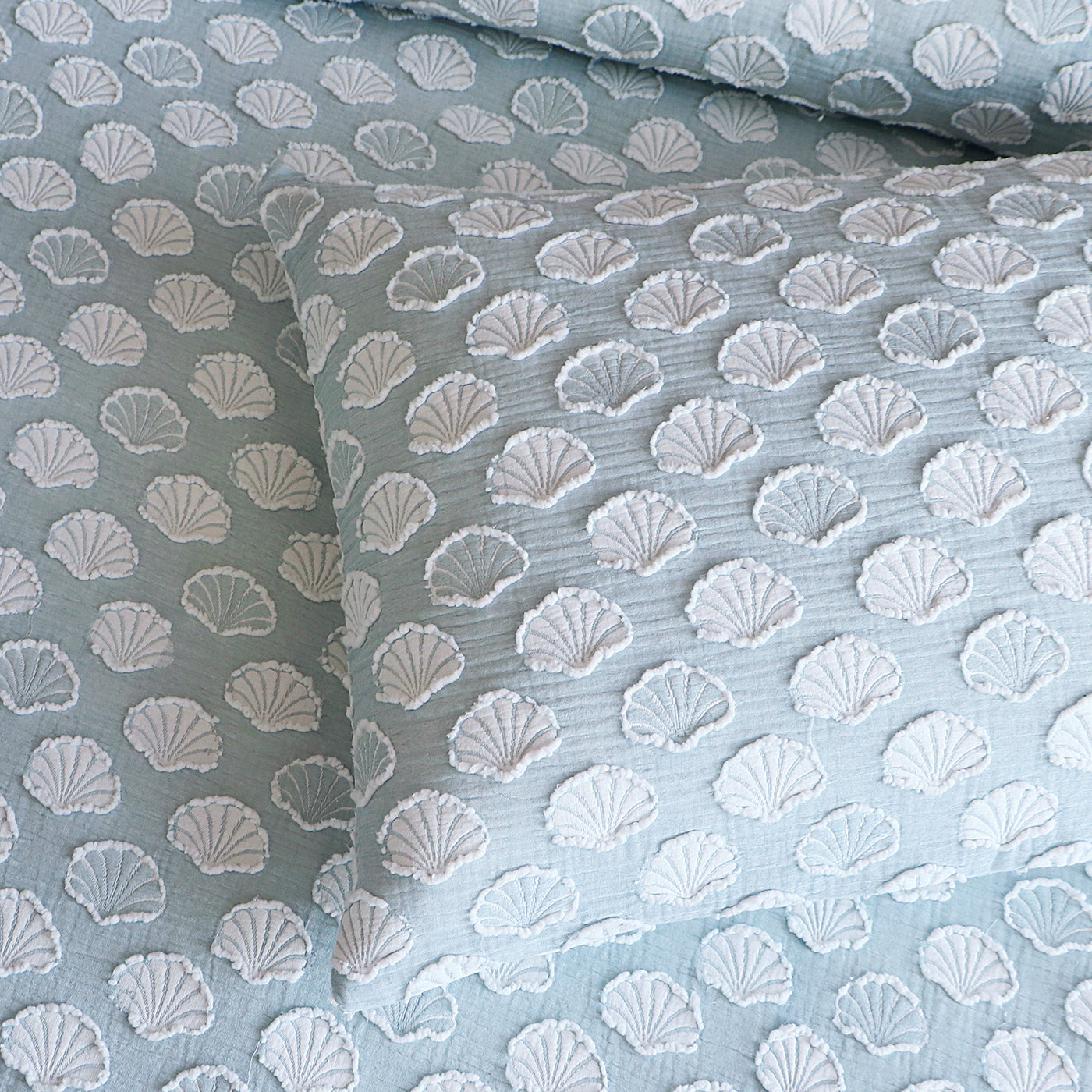 Renee Taylor Coralium Chenille Tufted Jacquard Quilt Cover Set