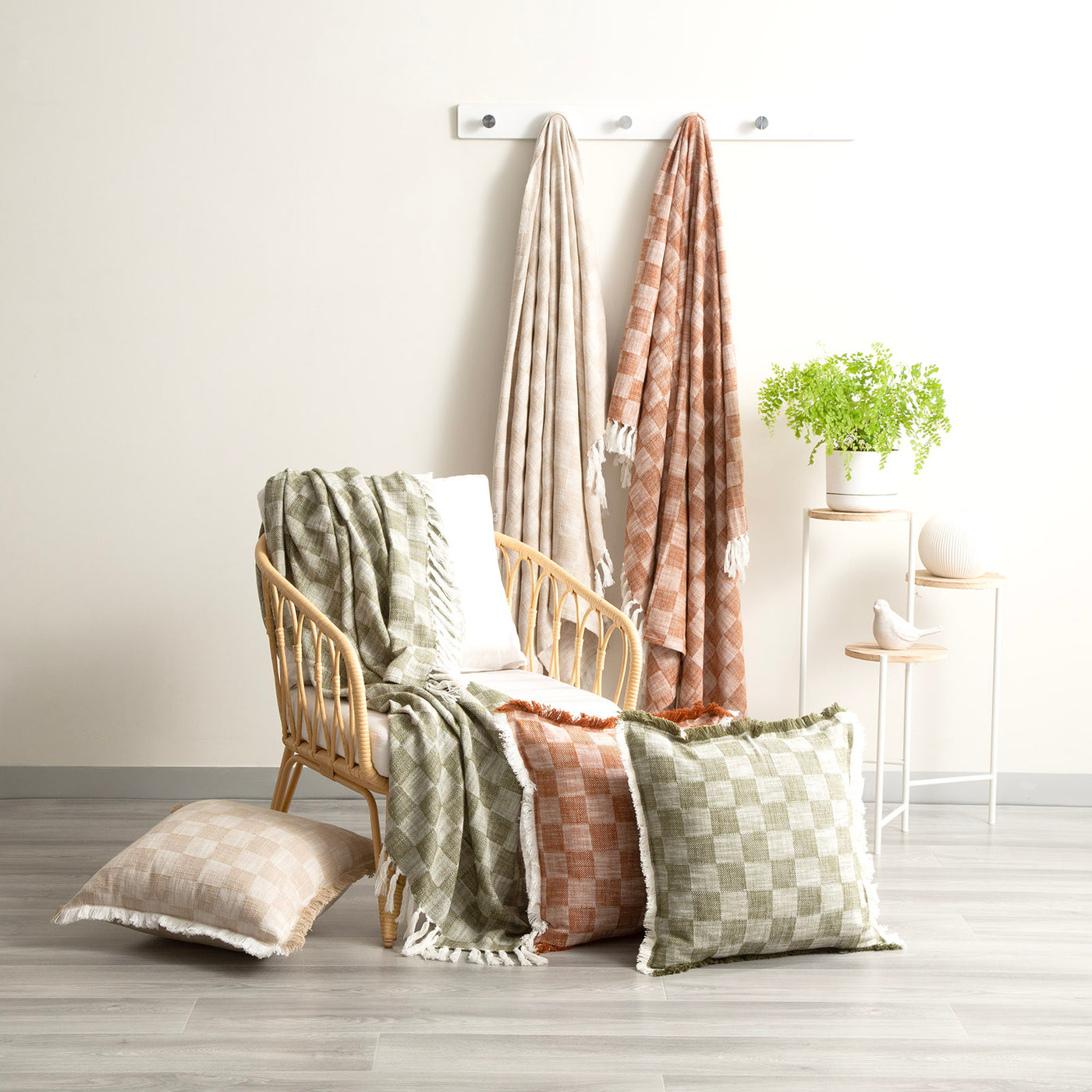 Nevis Checkered Cotton Throw Nude