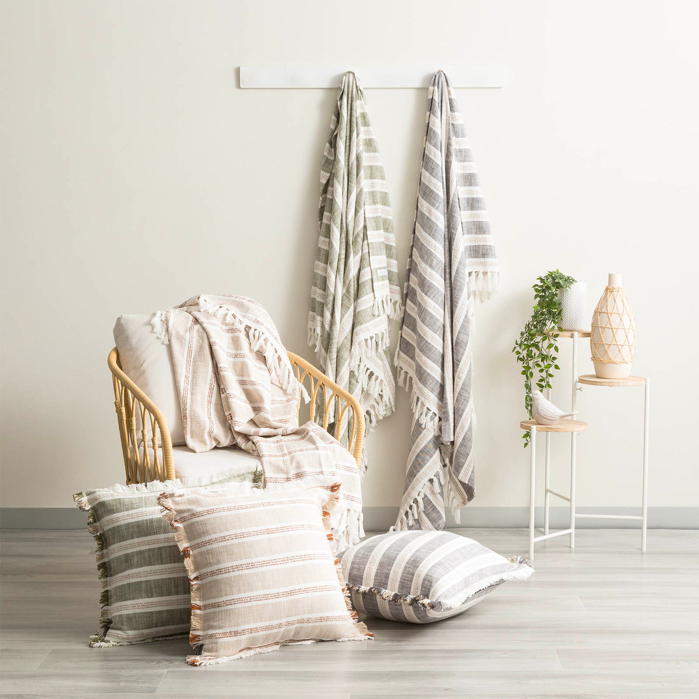 Como Stripe Cotton Throw Natural