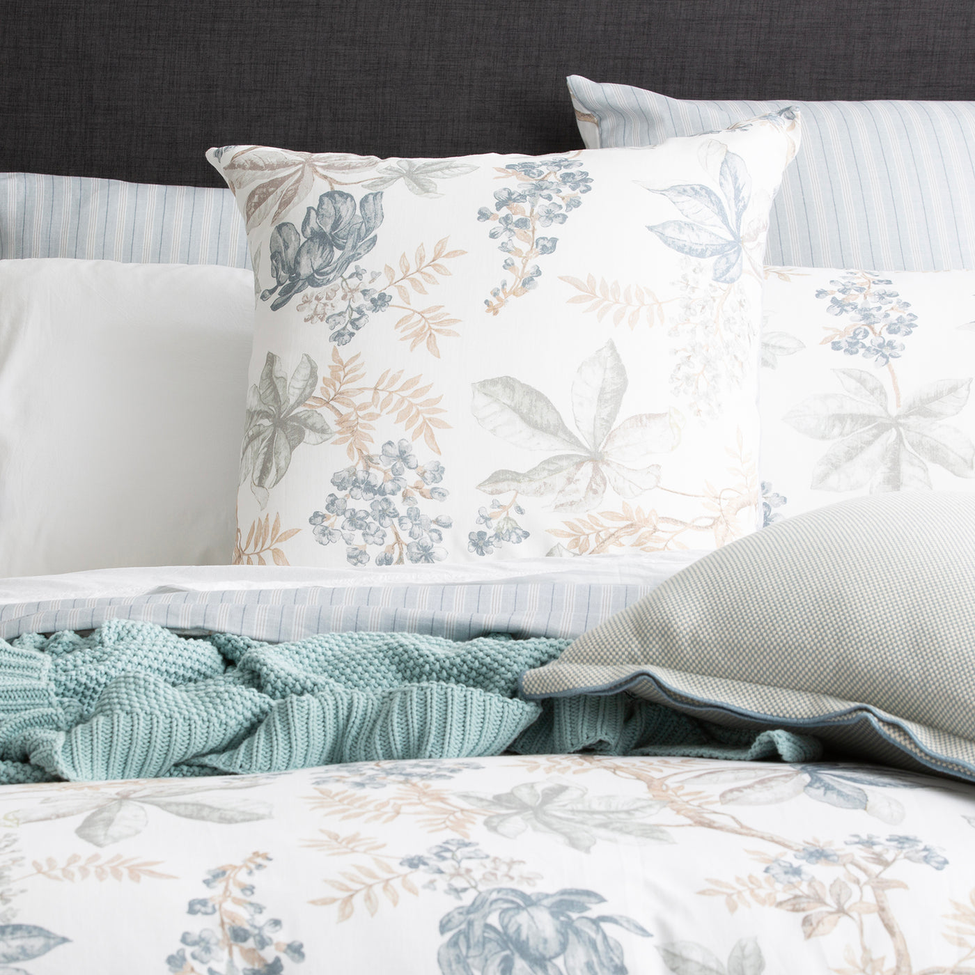 Floral Vine Textured Cotton Slub Reversible Quilt Cover Set