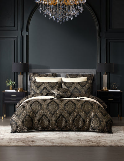 DAVINCI MONARCH BLACK QUILT COVER SET