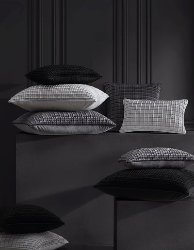 DAVINCI OPULENCE PINTUCKED VELVET ACCESSORIES SILVER