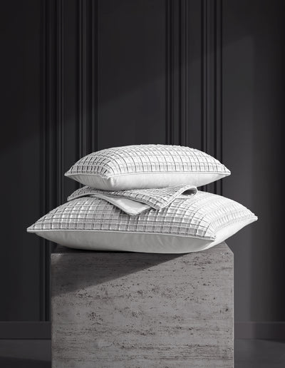 DAVINCI OPULENCE PINTUCKED VELVET ACCESSORIES SILVER