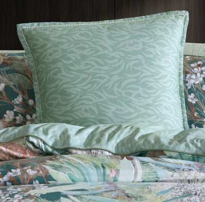 LOGAN & MASON TOMAH QUILT COVER SET