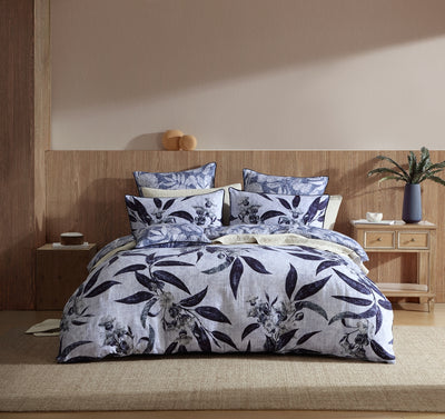 LOGAN & MASON HASTINGS BLUE QUILT COVER SET