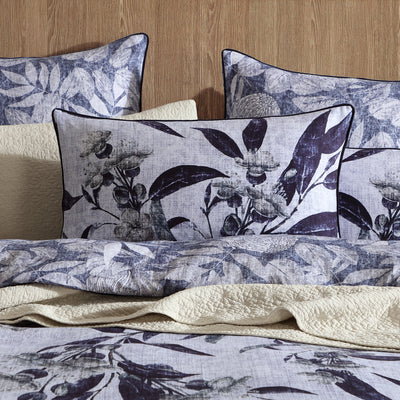 LOGAN & MASON HASTINGS BLUE QUILT COVER SET