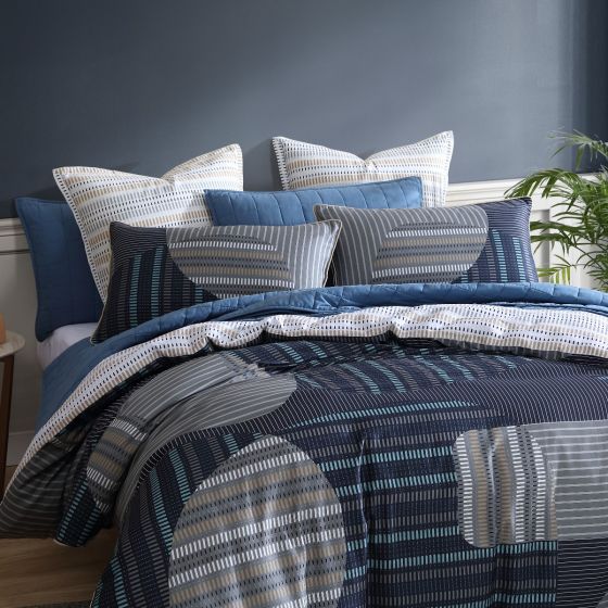 Logan and Mason Statham Quilt Cover Set Navy