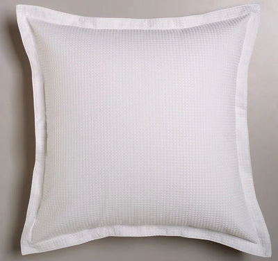 Logan and Mason Platinum Ascot Quilt Cover Set White