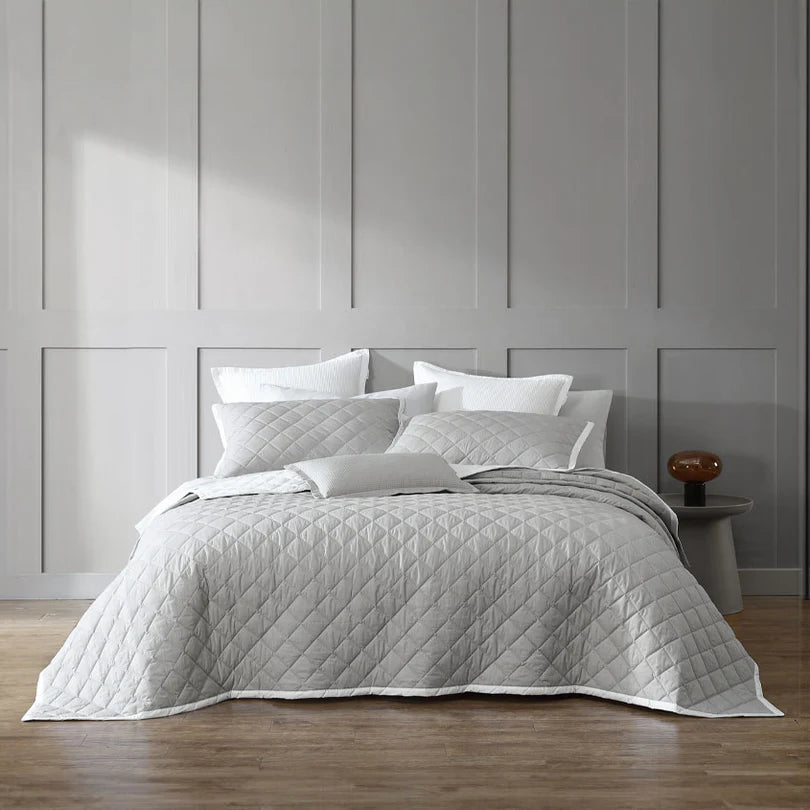 Logan and Mason Essex Bedspread Pewter