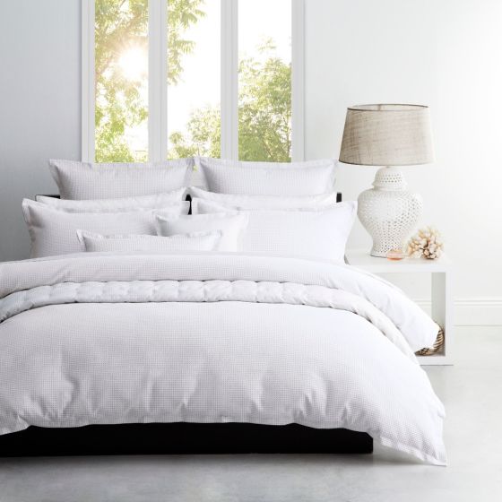 Logan and Mason Platinum Ascot Coverlet White