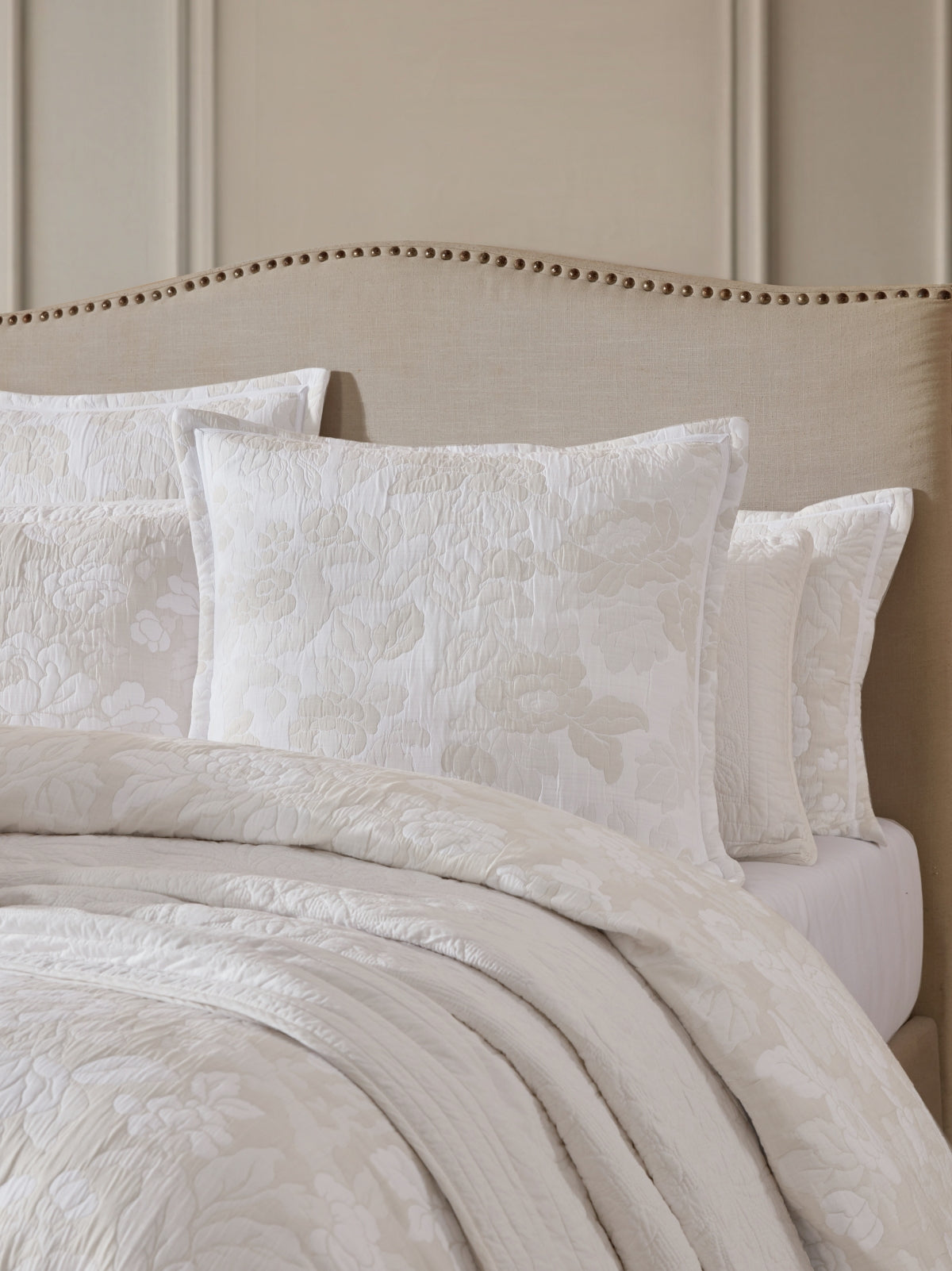 PRIVATE COLLECTION EVA STONE QUILT COVER SET