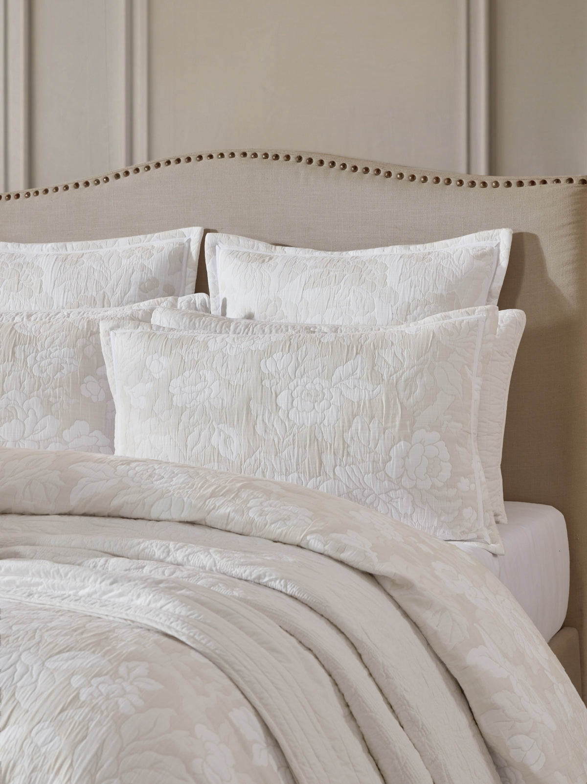 PRIVATE COLLECTION EVA STONE QUILT COVER SET