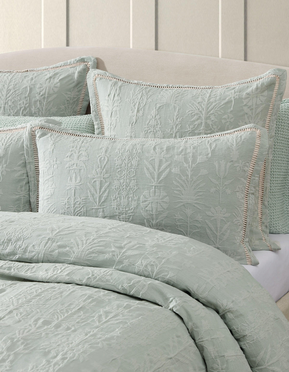 PRIVATE COLLECTION FLORENCE SAGE QUILT COVER SET