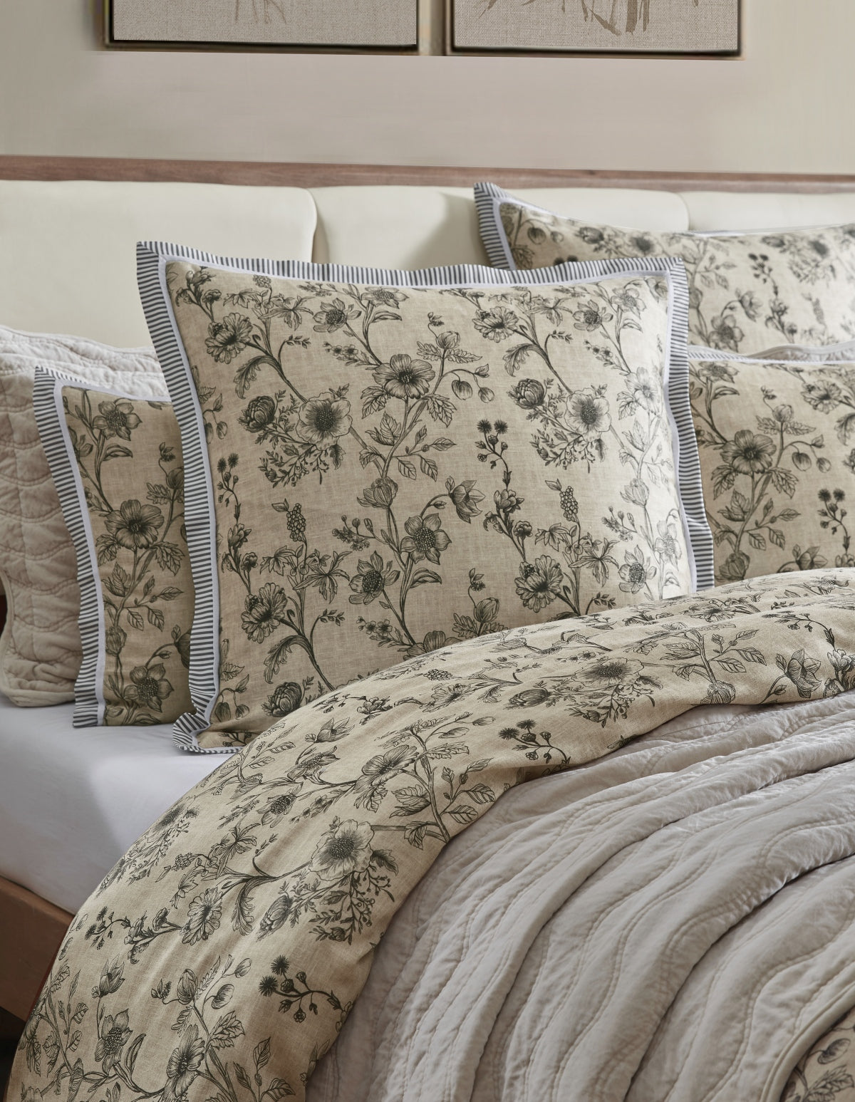 PRIVATE COLLECTION PERPETUA NATURAL QUILT COVER SET