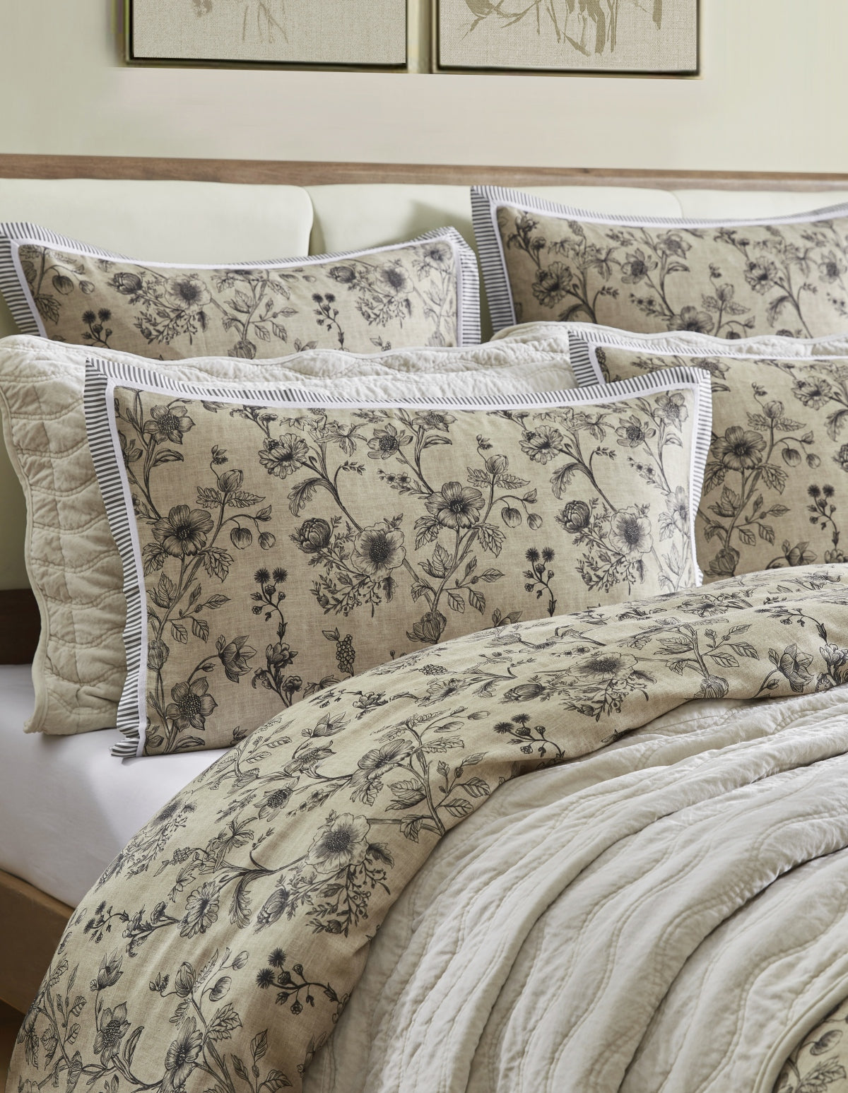 PRIVATE COLLECTION PERPETUA NATURAL QUILT COVER SET