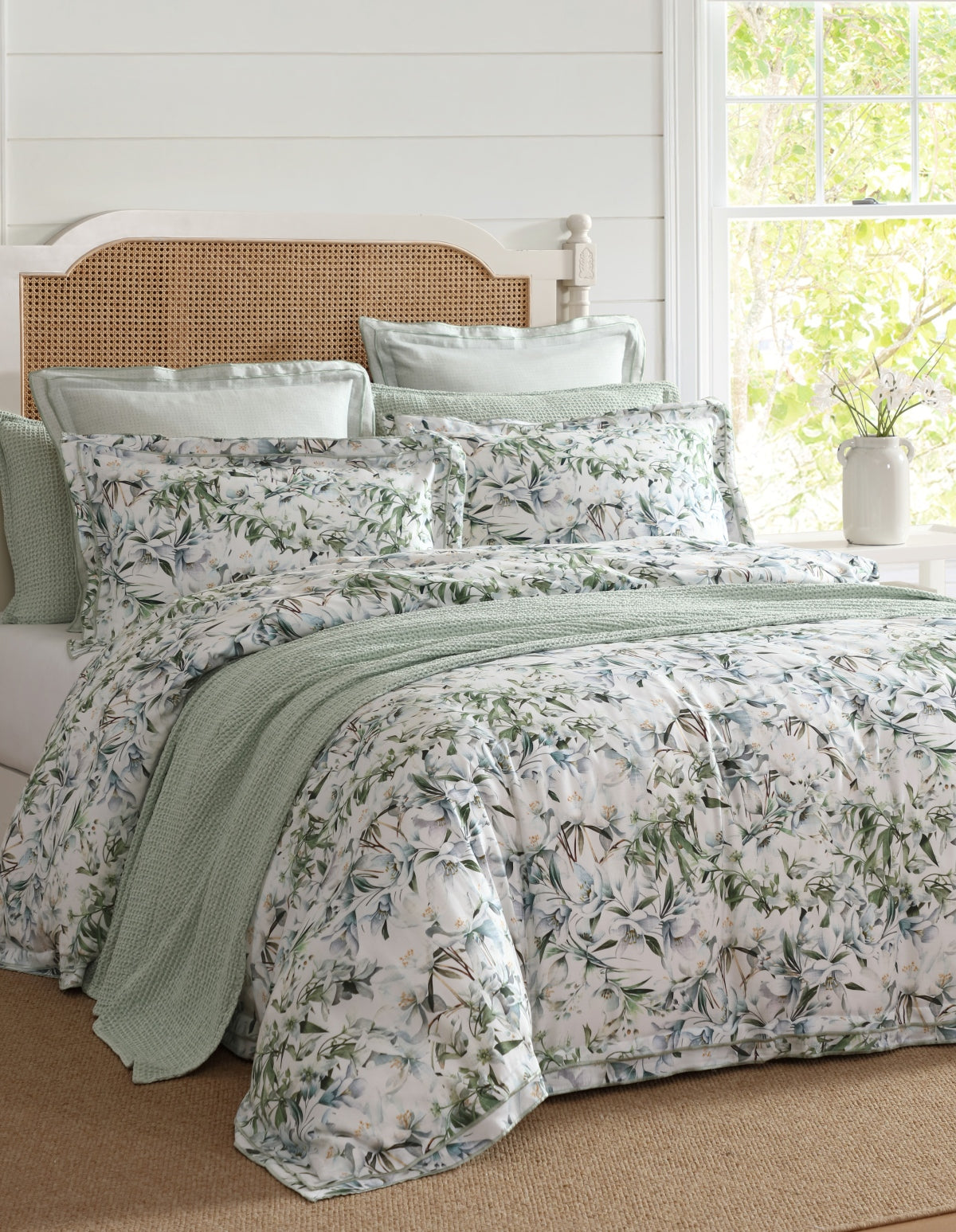 PRIVATE COLLECTION STARLET SAGE QUILT COVER SET