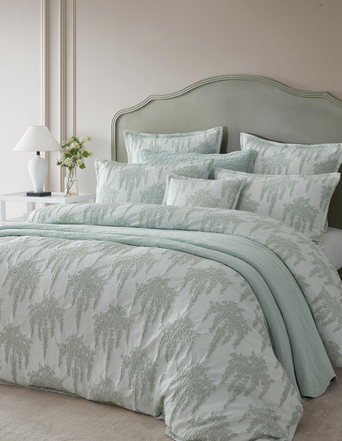 PRIVATE COLLECTION WISTERIA SAGE QUILT COVER SET