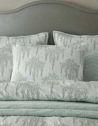 PRIVATE COLLECTION WISTERIA SAGE QUILT COVER SET