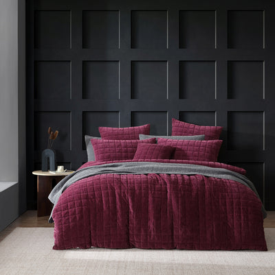 PLATINUM APOLLO PLUM QUILT COVER SET