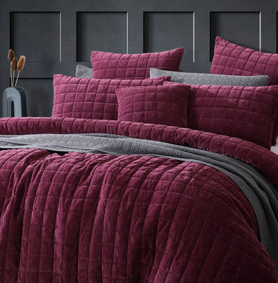 PLATINUM APOLLO PLUM QUILT COVER SET