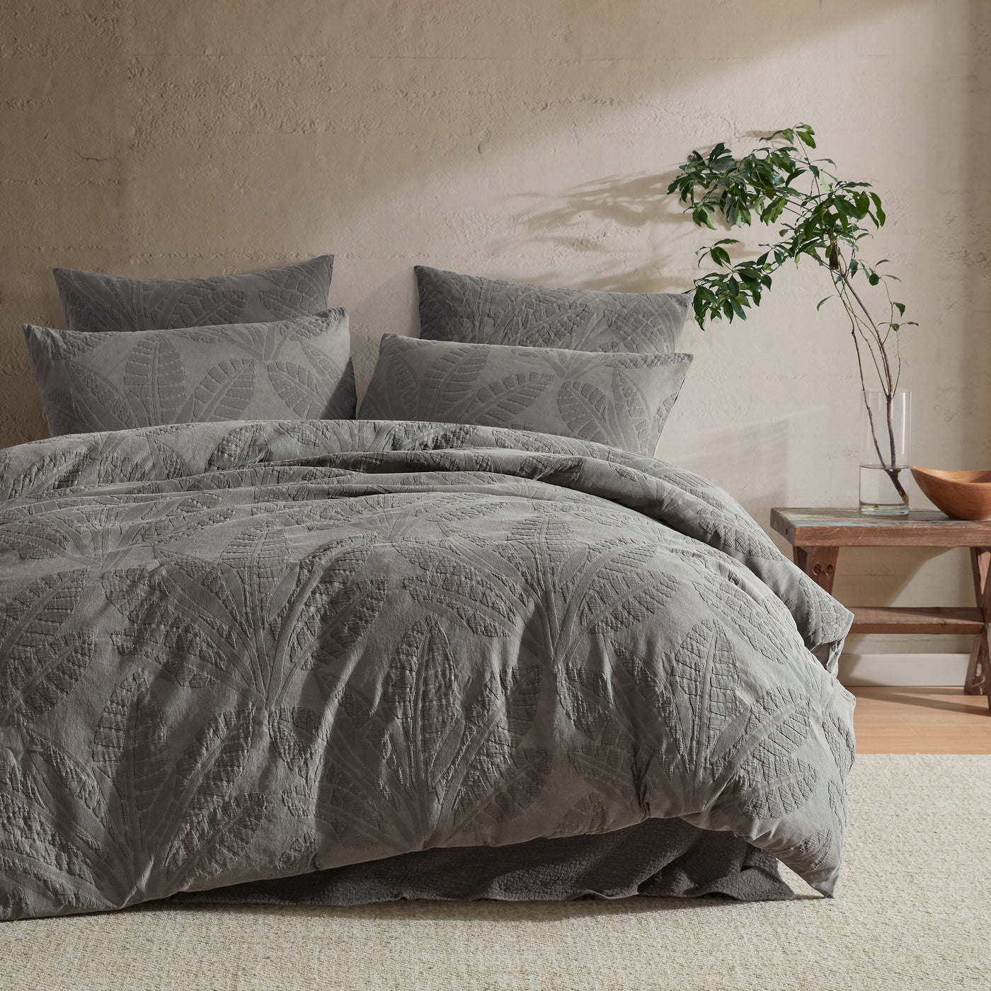 PLATINUM MOANA CHARCOAL QUILT COVER SET