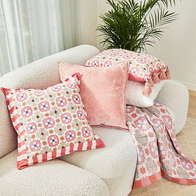 Zoe Throw 130x160cm Bubblegum & White Multi