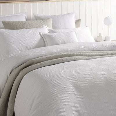 Logan and Mason Platinum Caspian Quilt Cover Set White