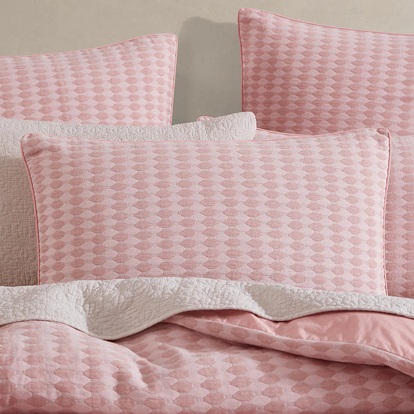 Logan and Mason Platinum Frankie Quilt Cover Set Blush