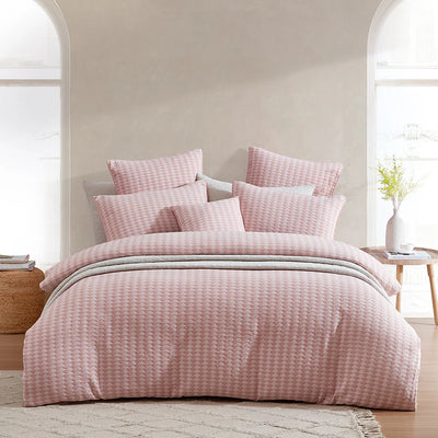 Logan and Mason Platinum Frankie Quilt Cover Set Blush