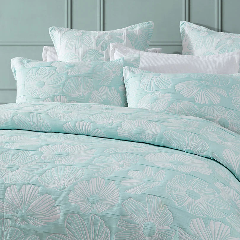 Logan and Mason Platinum Poppi Quilt Cover Set Aqua