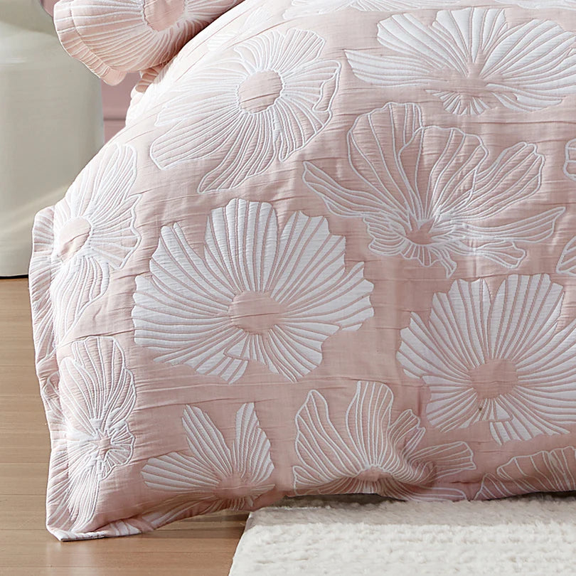 Logan and Mason Platinum Poppi Quilt Cover Set Rose