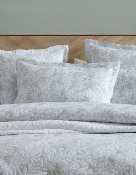 Private Collection Quinn Quilt Cover Set Sage