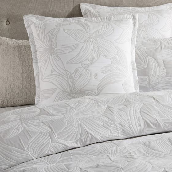 Logan and Mason Platinum Grace Quilt Cover Set Dove