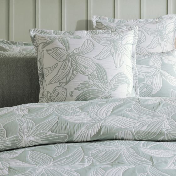 Logan and Mason Platinum Grace Quilt Cover Set Sage