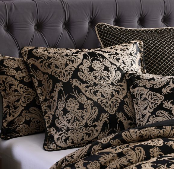 Davinci Bedding Vercelli Noir Quilt Cover Set