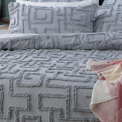 Riley Quilt Cover Tufted Cotton Chenille Set Silver